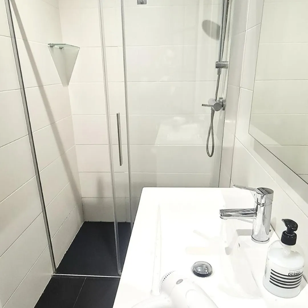 Ubytování v soukromí Habitaciones Privadas En Piso Frente A Playa Ondarreta, Bano Compartido San Sebastián